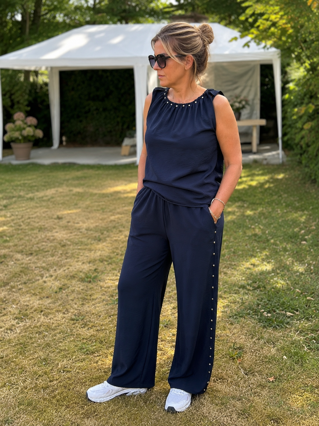 🖤 Zwart Pak met Studs