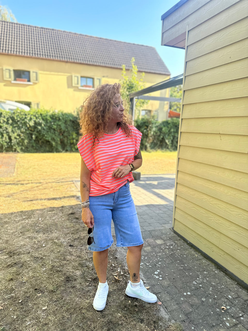 Neon gestreepte top – Koraal/Roze